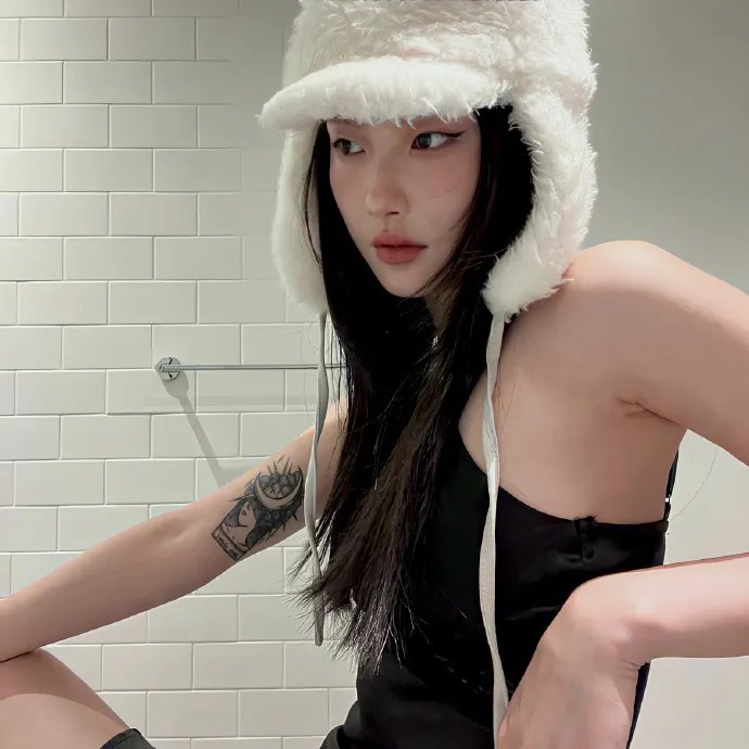 精灵宝可梦：比克提尼与白之英雄莱希拉姆